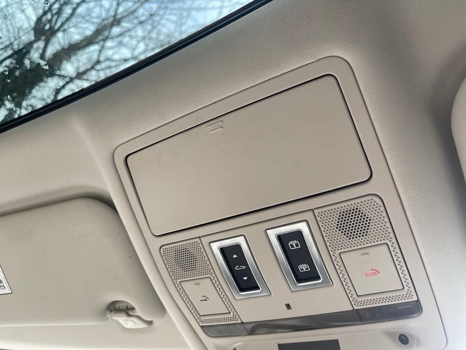 Used Jaguar XE 2015 for sale - 77501307: Photo 29