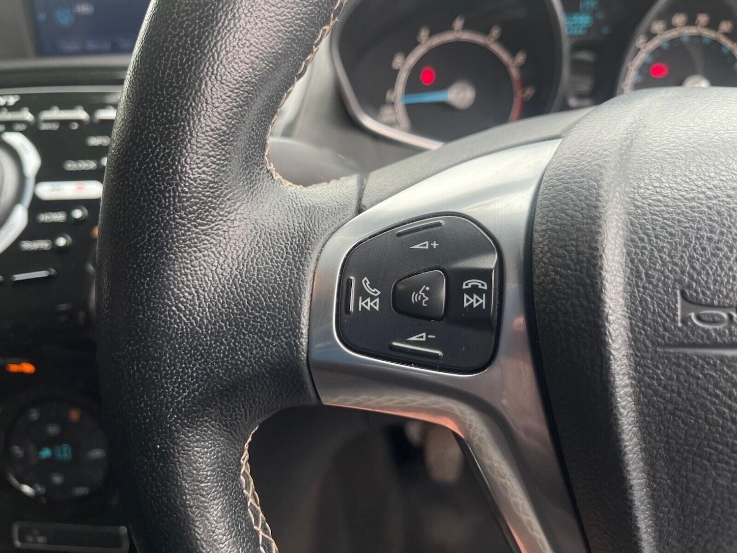 Used Ford Fiesta 2017 for sale - 76091267: Photo 25
