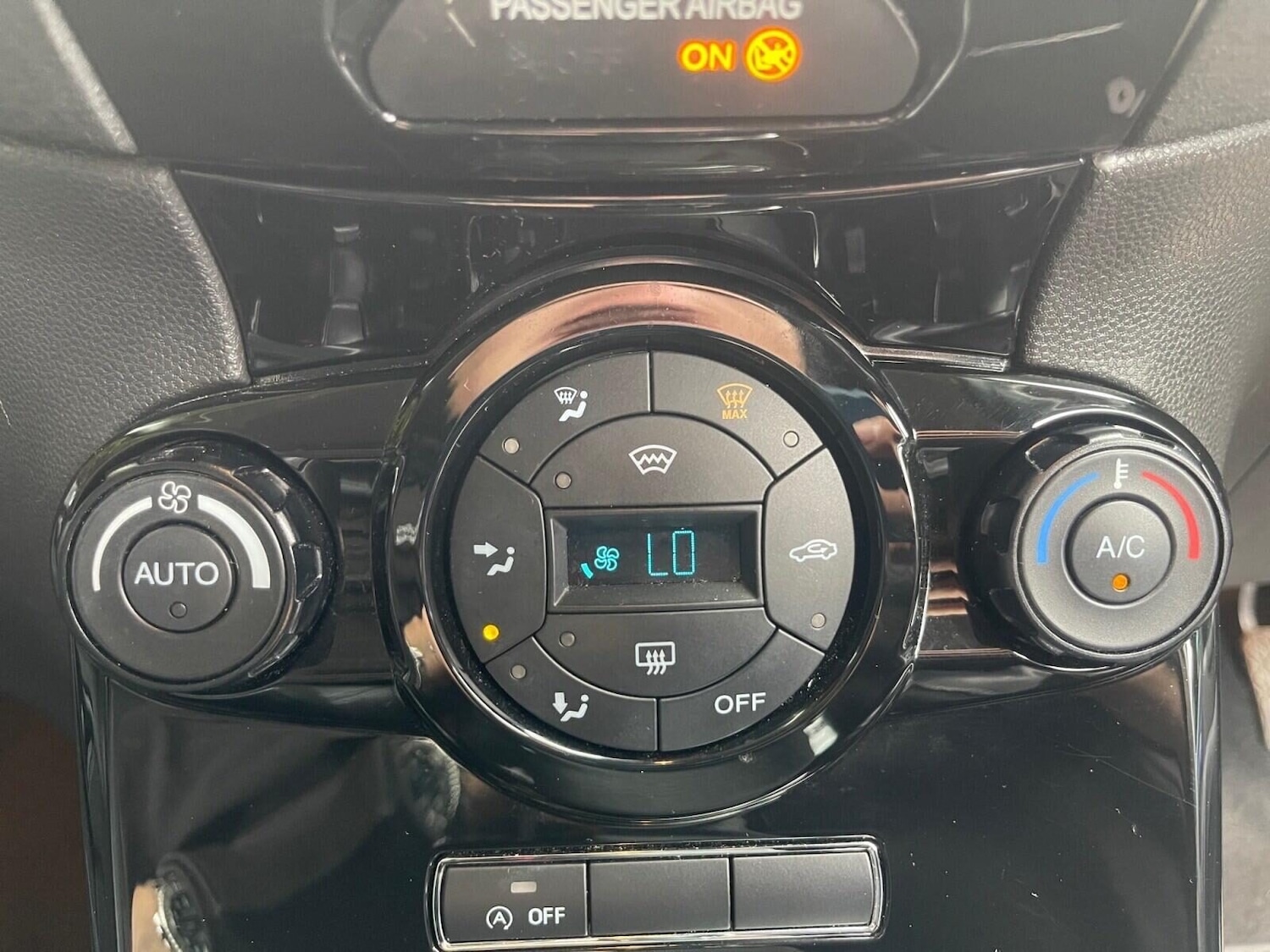 Used Ford Fiesta 2017 for sale - 76091267: Photo 28
