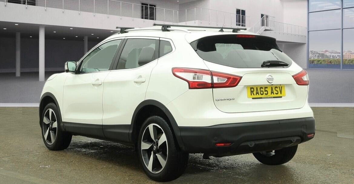 Used Nissan Qashqai 2015 for sale - 77182283: Photo 4