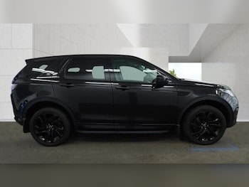 Used Land Rover Discovery Sport 2017 for sale - 78816040: Photo