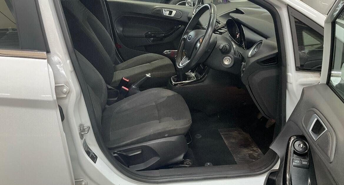 Used Ford Fiesta 2014 for sale - 76545918: Photo 6