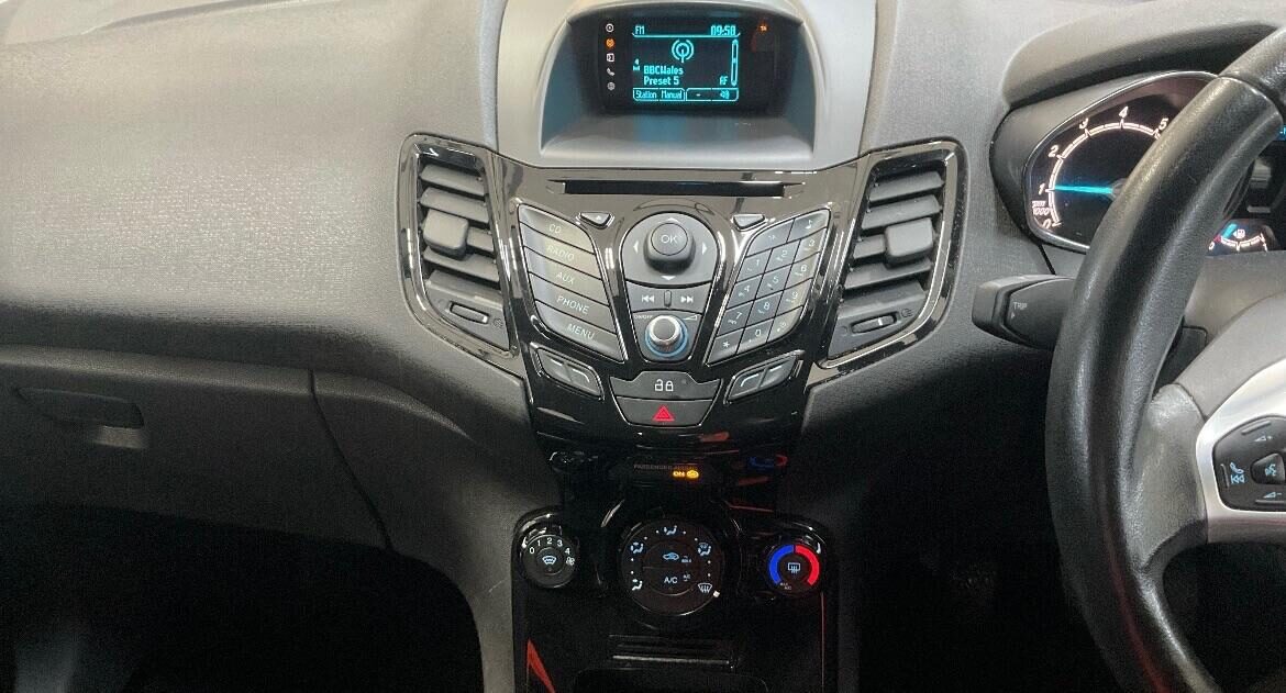 Used Ford Fiesta 2014 for sale - 76545918: Photo 7