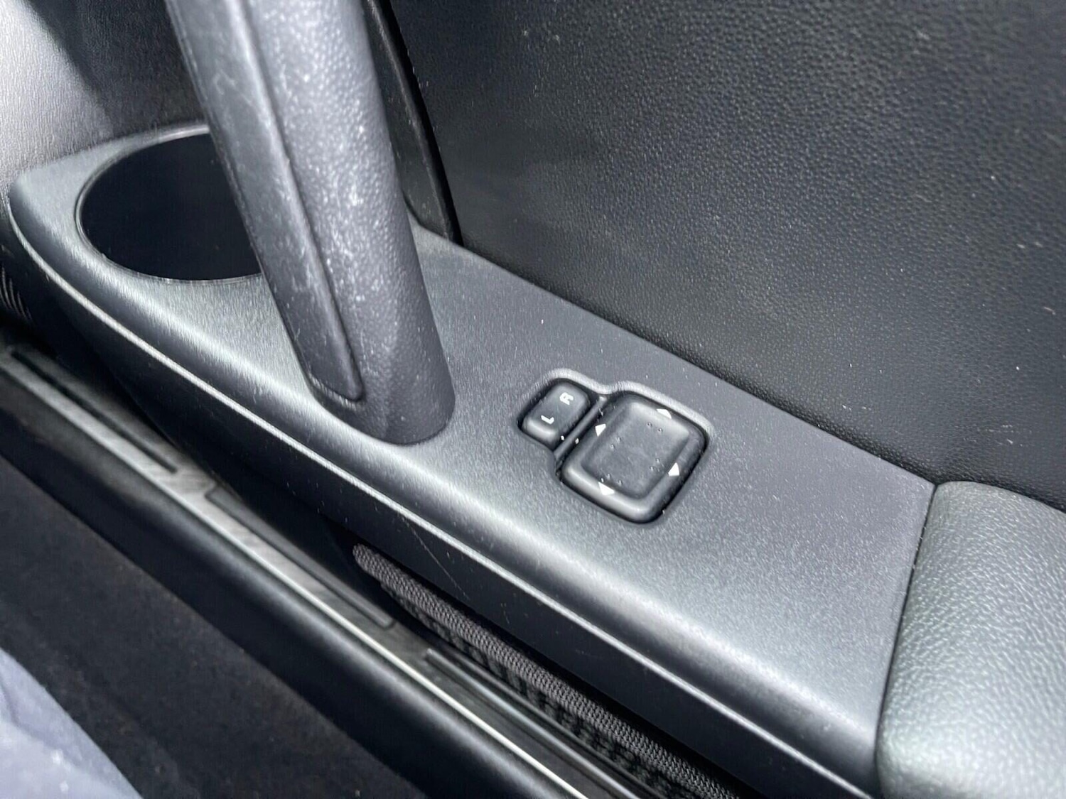 Used Mazda MX-5 2010 for sale - 77211339: Photo 26