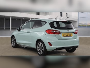 Used Ford Fiesta 2017 for sale - 77100057: Photo