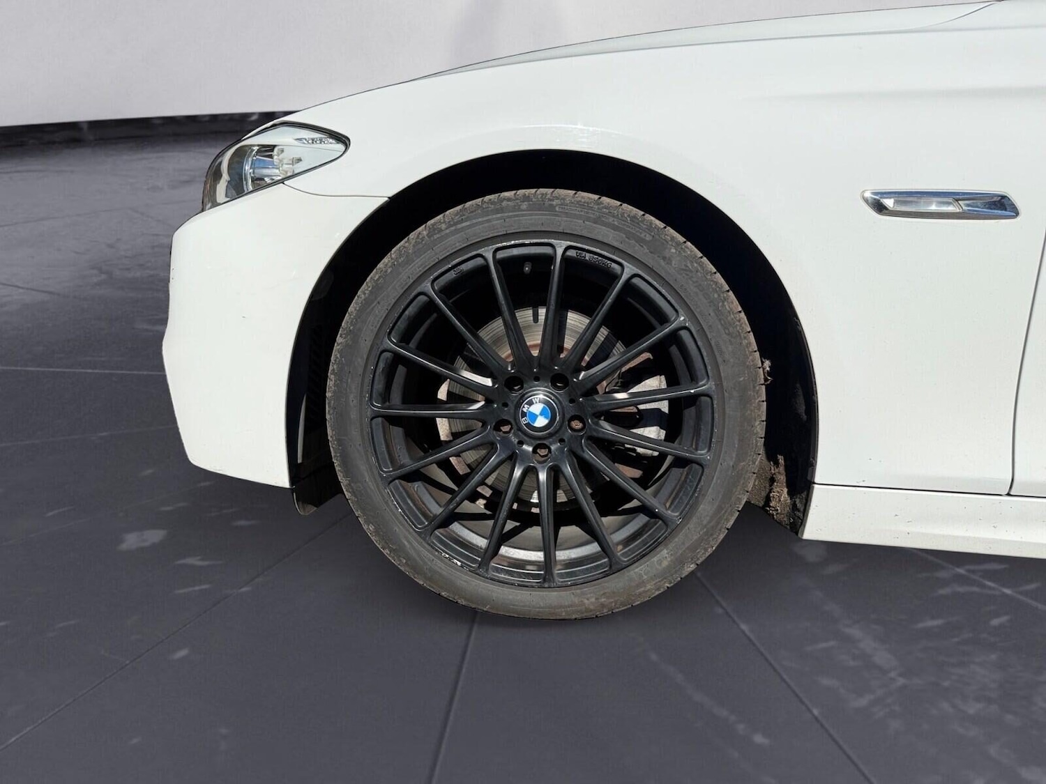 Used BMW 5 Series 2012 for sale - 77932782: Photo 10