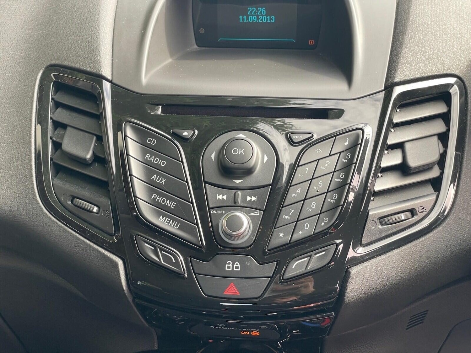 Used Ford Fiesta 2013 for sale - 76525668: Photo 21