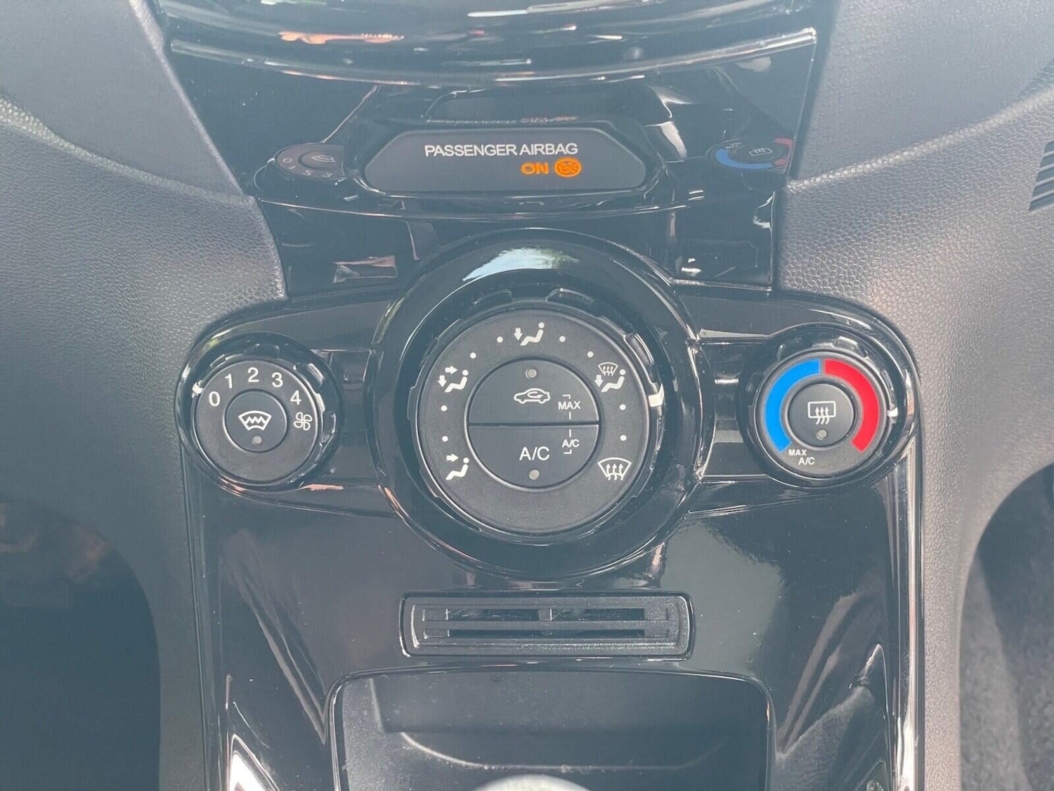 Used Ford Fiesta 2013 for sale - 76525668: Photo 26