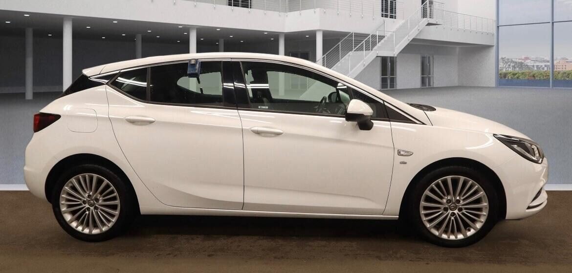 Used Vauxhall Astra 2017 for sale - 77077051: Photo 3