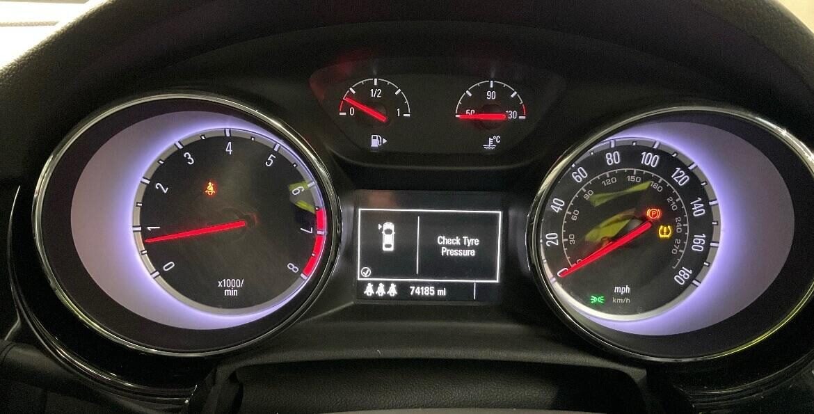 Used Vauxhall Astra 2017 for sale - 77077051: Photo 8