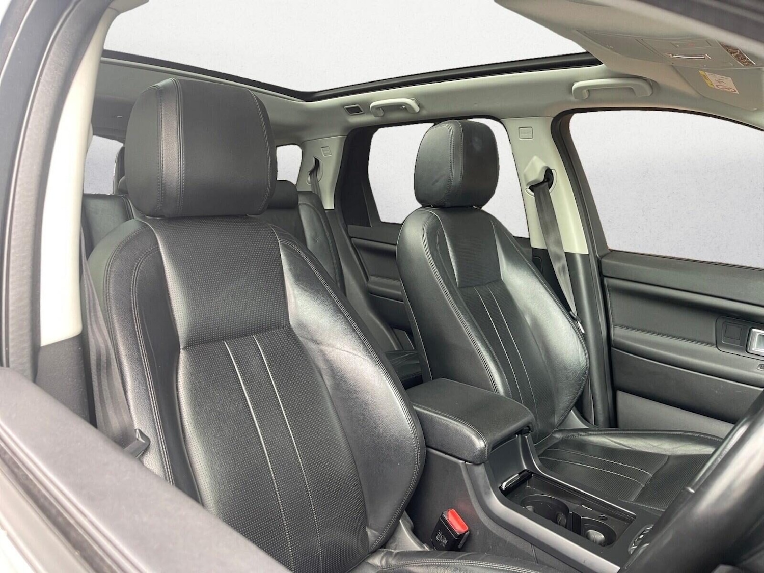 Used Land Rover Discovery Sport 2018 for sale - 76353753: Photo 15