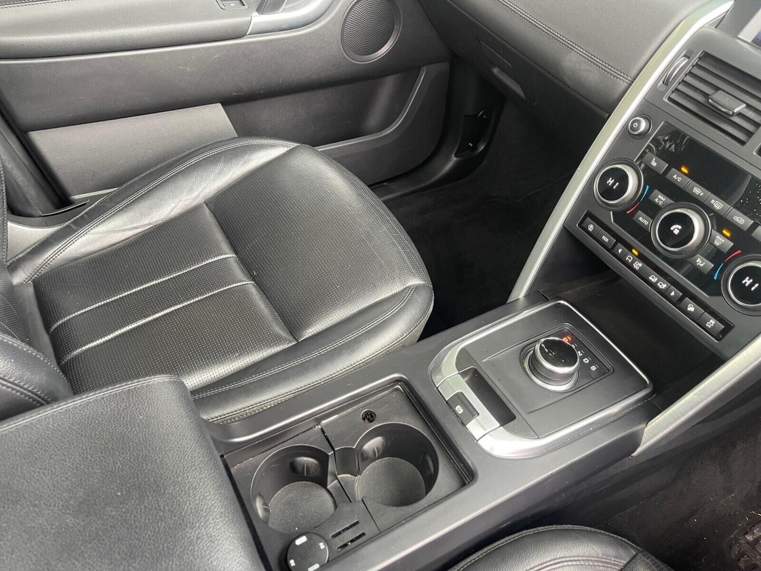 Used Land Rover Discovery Sport 2018 for sale - 76353753: Photo 22