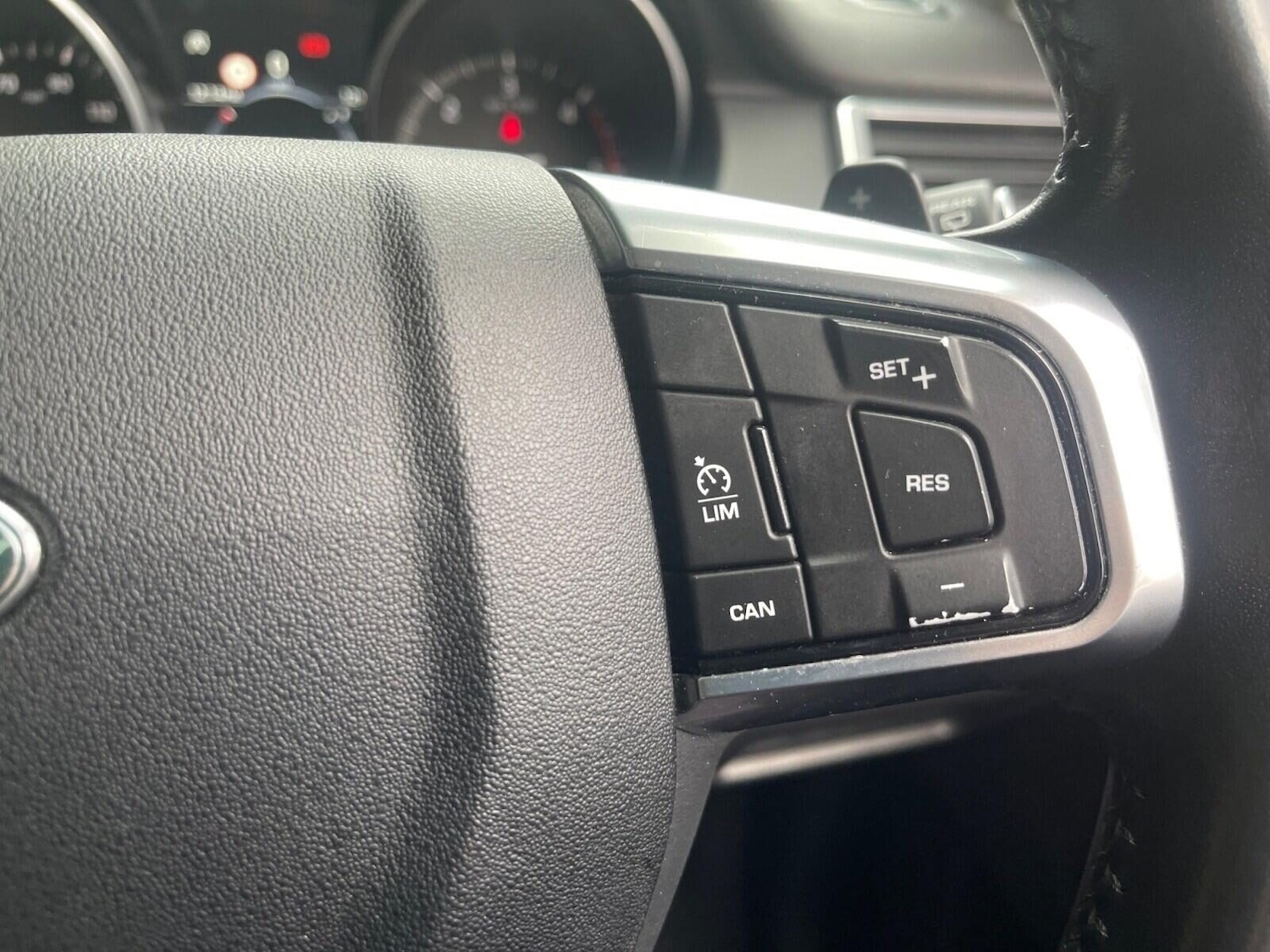 Used Land Rover Discovery Sport 2018 for sale - 76353753: Photo 25