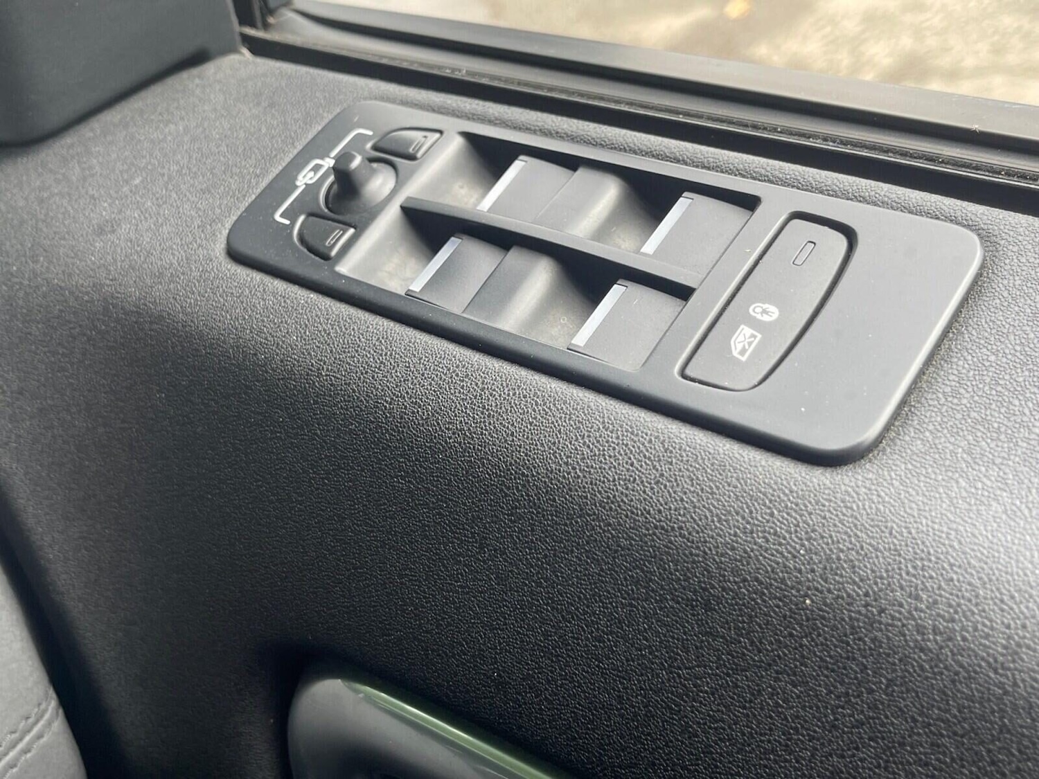 Used Land Rover Discovery Sport 2018 for sale - 76353753: Photo 29