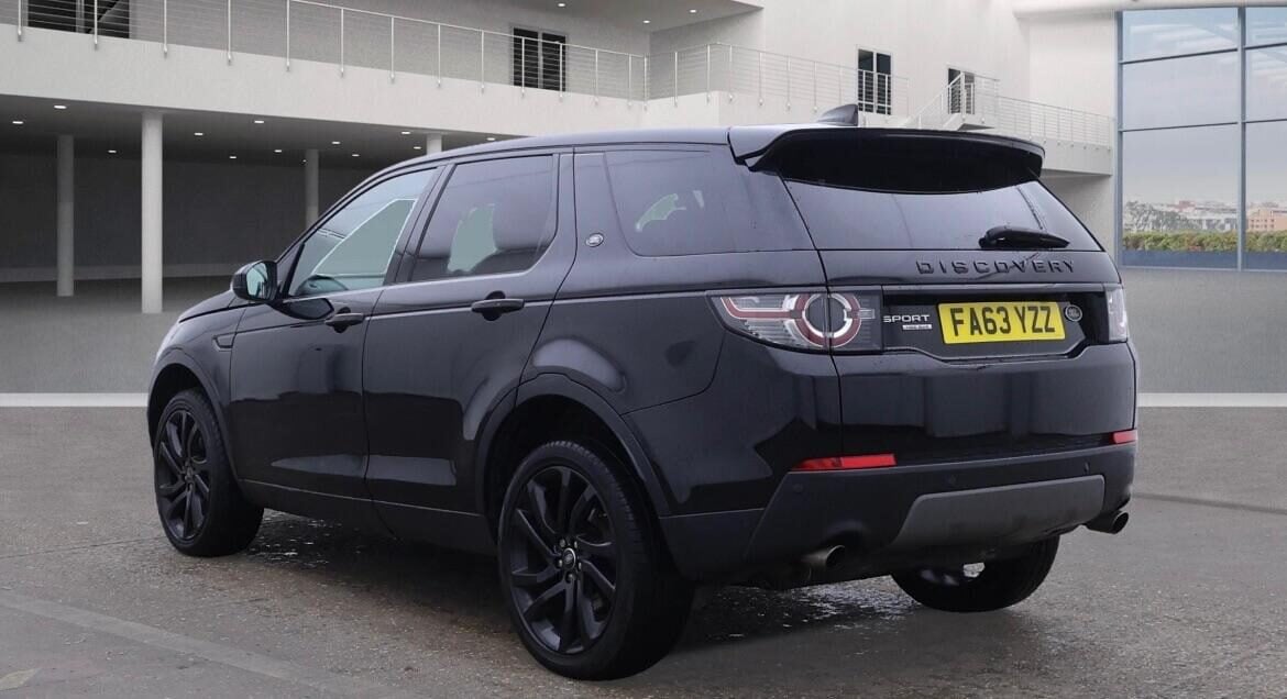 Used Land Rover Discovery Sport 2018 for sale - 76353753: Photo 3