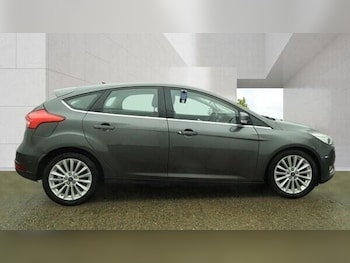 Used Ford Focus 2015 for sale - 78827189: Photo