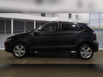 Used Volkswagen Polo 2016 for sale - 77375889: Photo