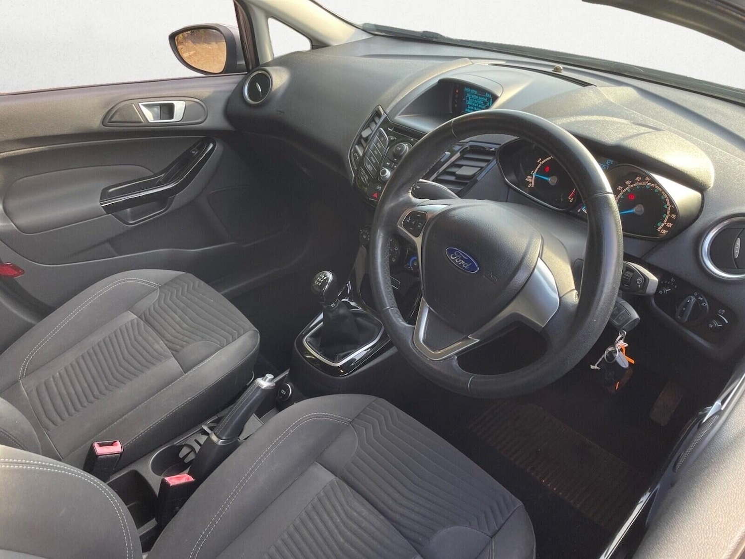 Used Ford Fiesta 2014 for sale - 76156950: Photo 11