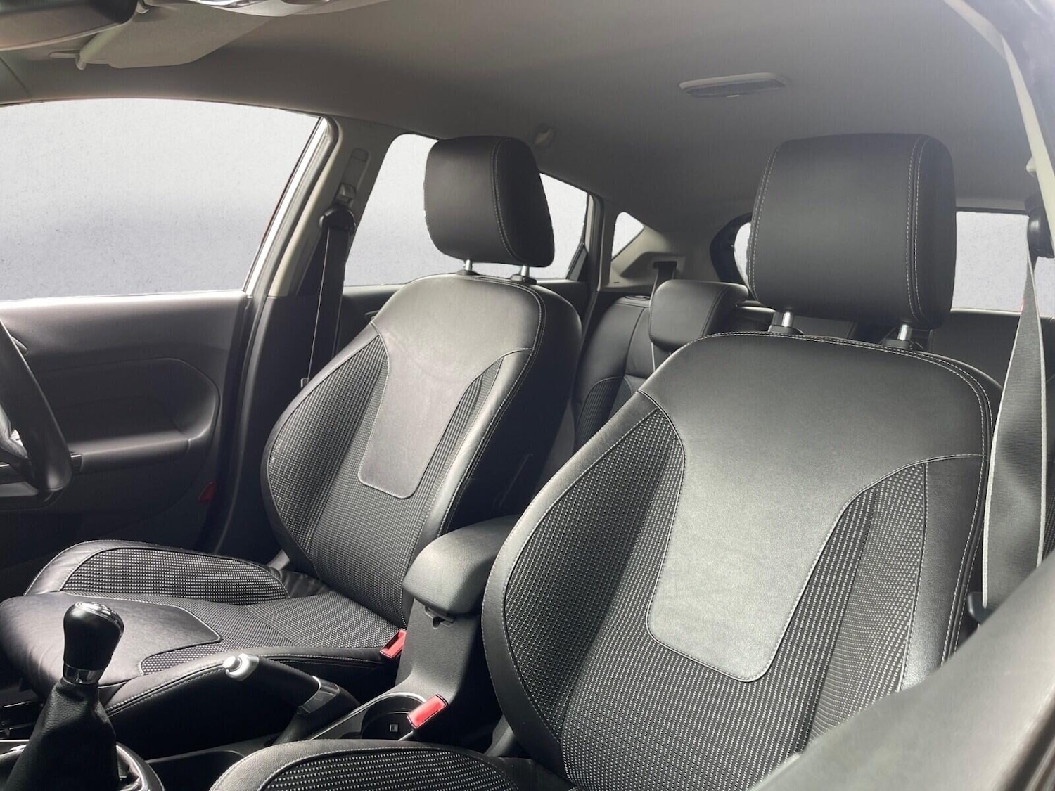 Used Ford Fiesta 2013 for sale - 76091271: Photo 14