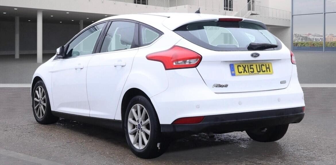 Used Ford Focus 2015 for sale - 76159749: Photo 4