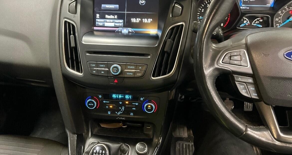 Used Ford Focus 2015 for sale - 76159749: Photo 6