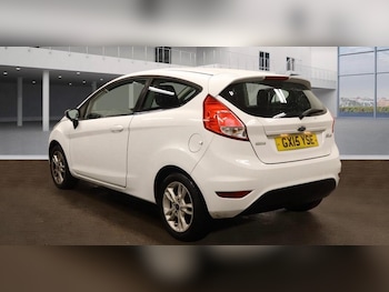 Used Ford Fiesta 2015 for sale - 77240738: Photo