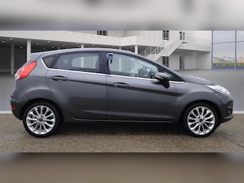 Used Ford Fiesta 2015 for sale - 77037169: Photo