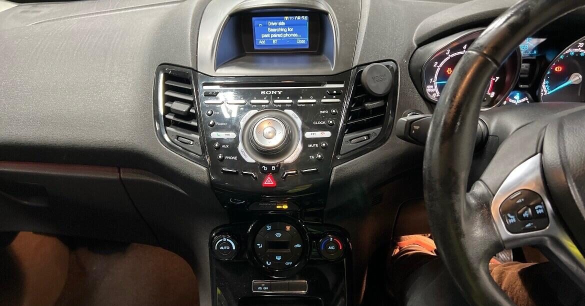 Used Ford Fiesta 2015 for sale - 77037169: Photo 6