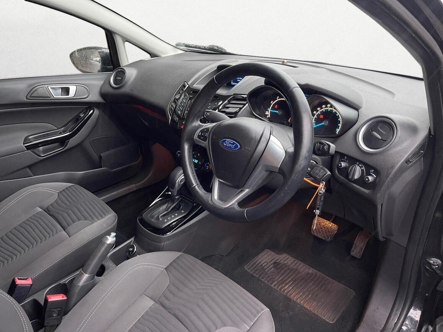 Used Ford Fiesta 2013 for sale - 77365447: Photo 12