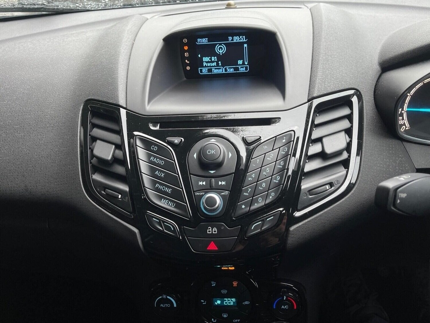 Used Ford Fiesta 2013 for sale - 77365447: Photo 23