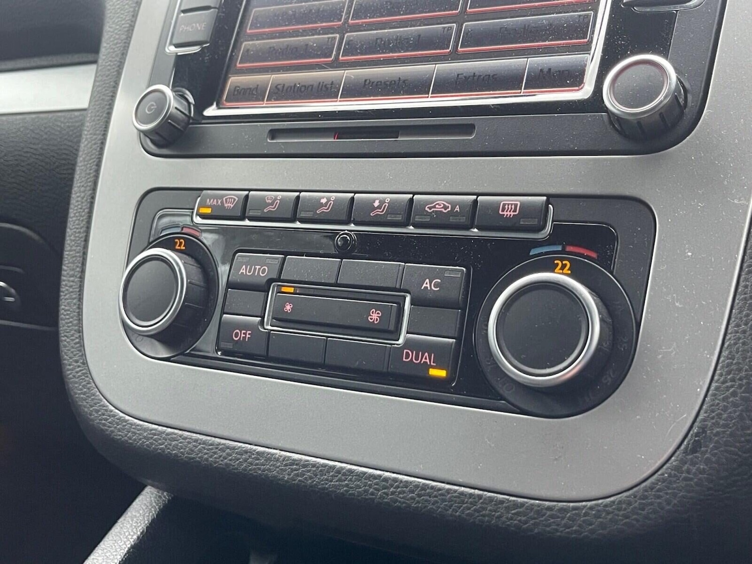 Used Volkswagen Scirocco 2012 for sale - 77129006: Photo 24