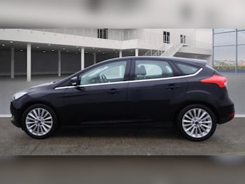 Used Ford Focus 2017 for sale - 76783090: Photo