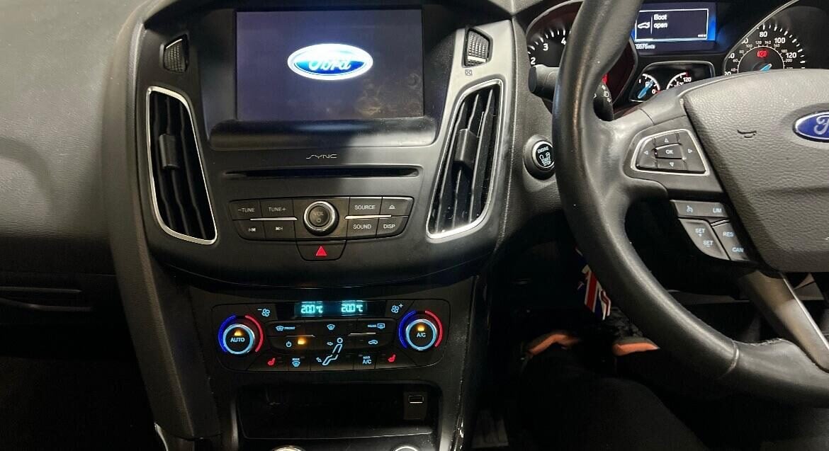 Used Ford Focus 2017 for sale - 76783090: Photo 6