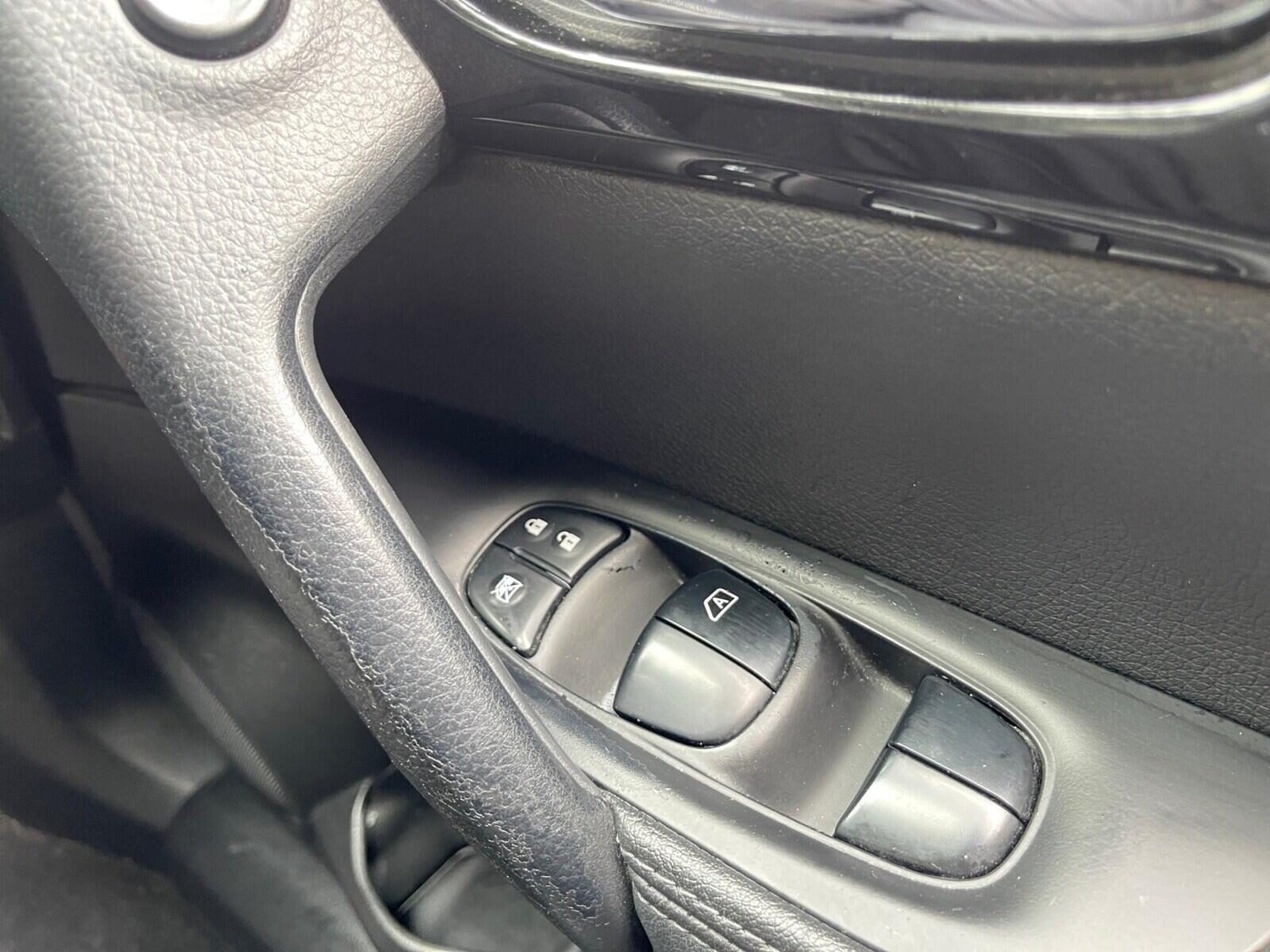 Used Nissan Qashqai 2014 for sale - 76037344: Photo 29