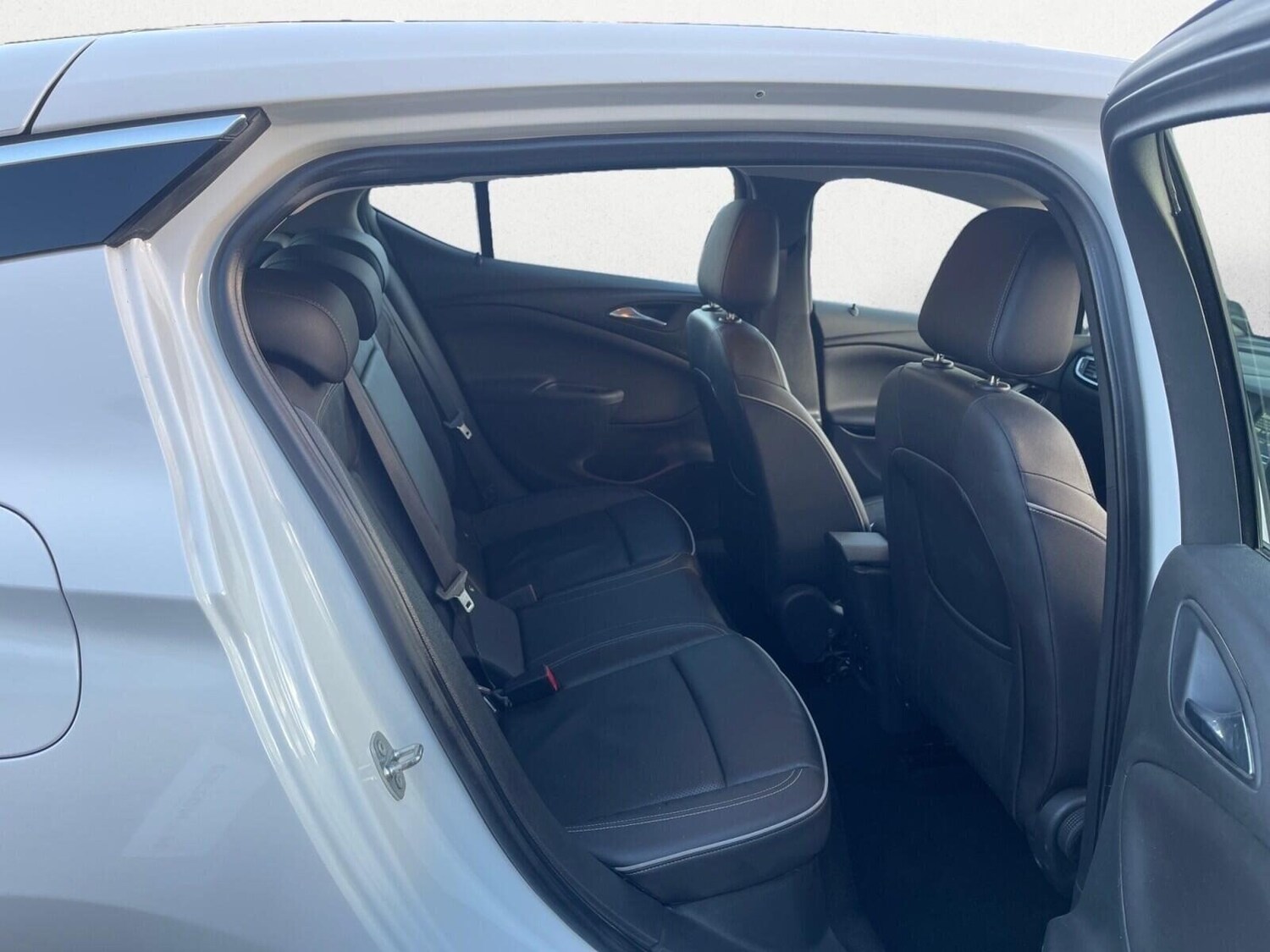 Used Vauxhall Astra 2017 for sale - 78054348: Photo 13