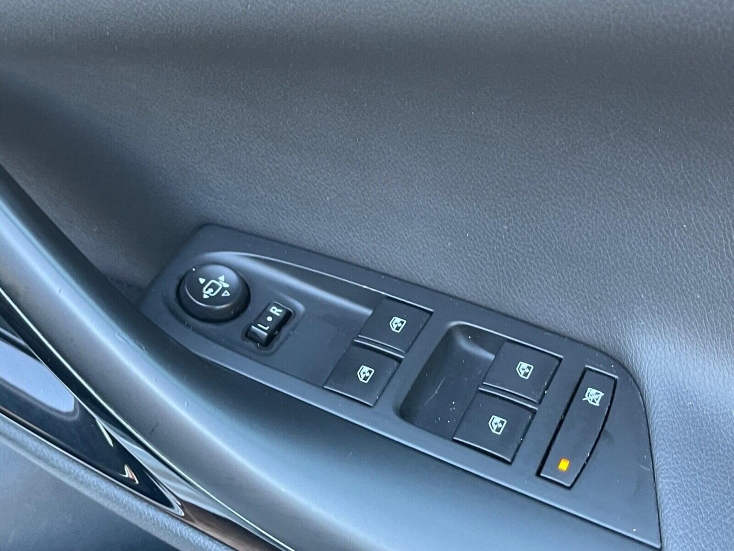 Used Vauxhall Astra 2017 for sale - 78054348: Photo 19