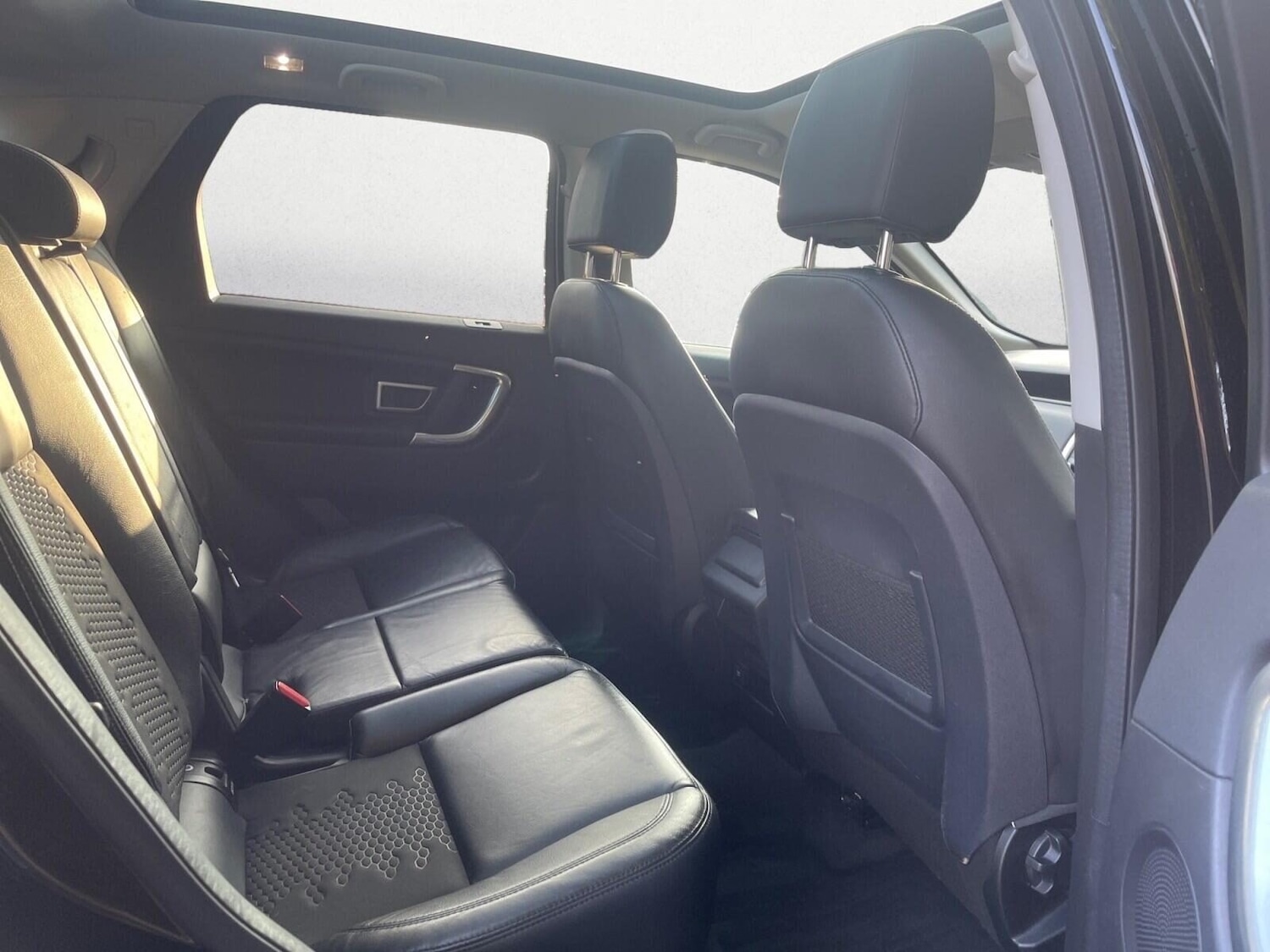 Used Land Rover Discovery Sport 2019 for sale - 77902668: Photo 14