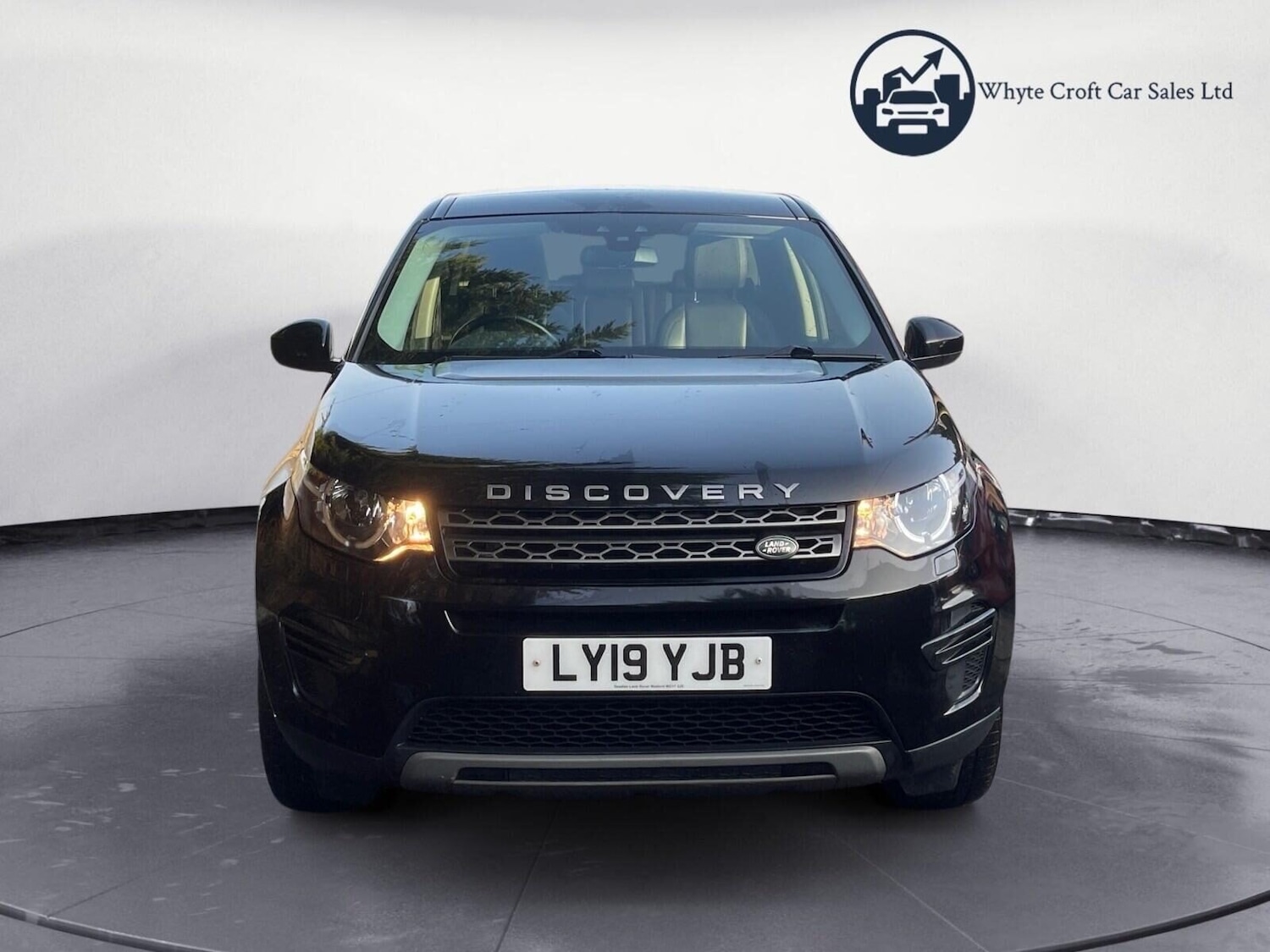 Used Land Rover Discovery Sport 2019 for sale - 77902668: Photo 3