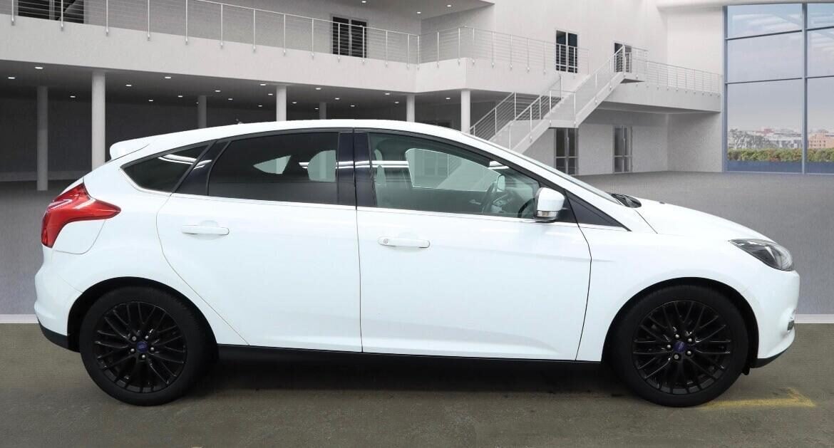 Used Ford Focus 2014 for sale - 76649667: Photo 3