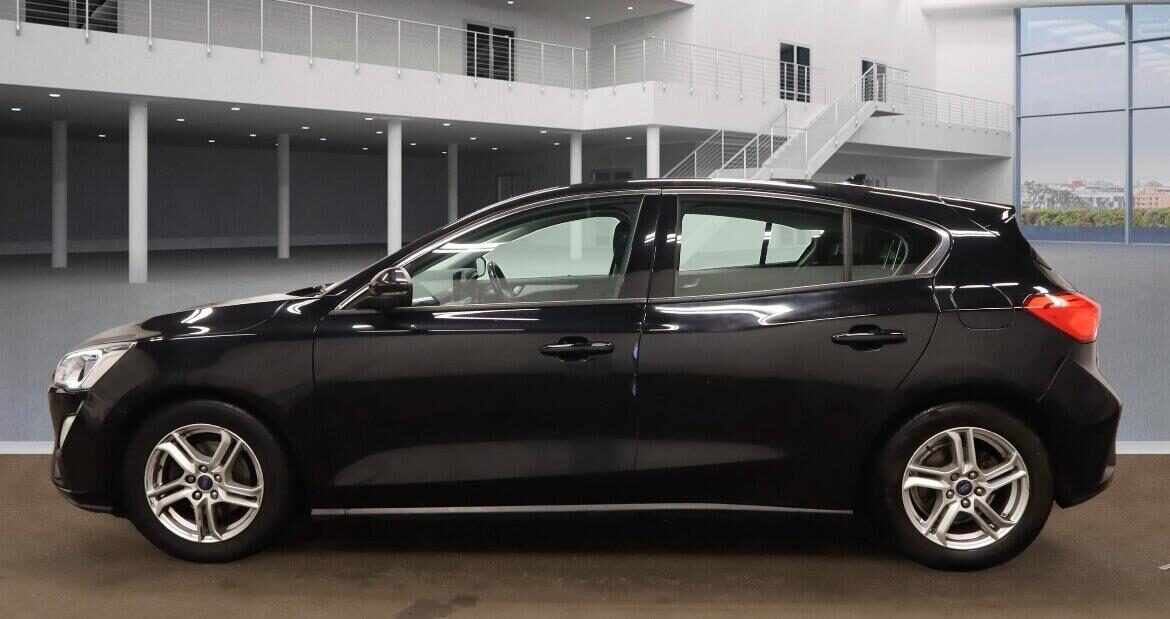 Used Ford Focus 2019 for sale - 76392373: Photo 3