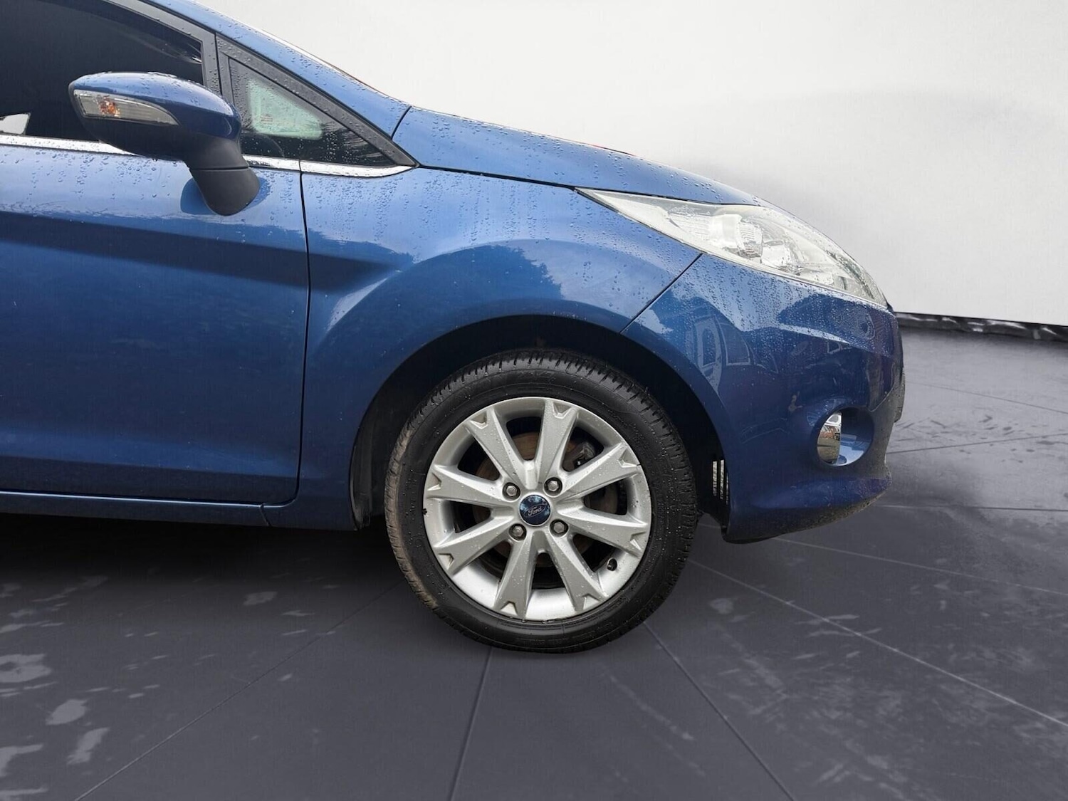 Used Ford Fiesta 2010 for sale - 77112984: Photo 10