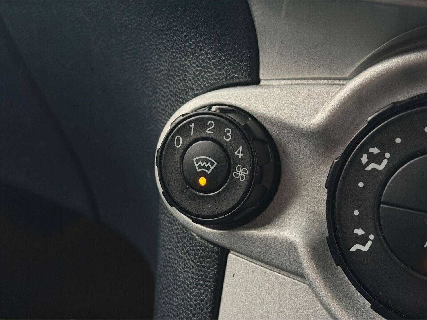 Used Ford Fiesta 2010 for sale - 77112984: Photo 26