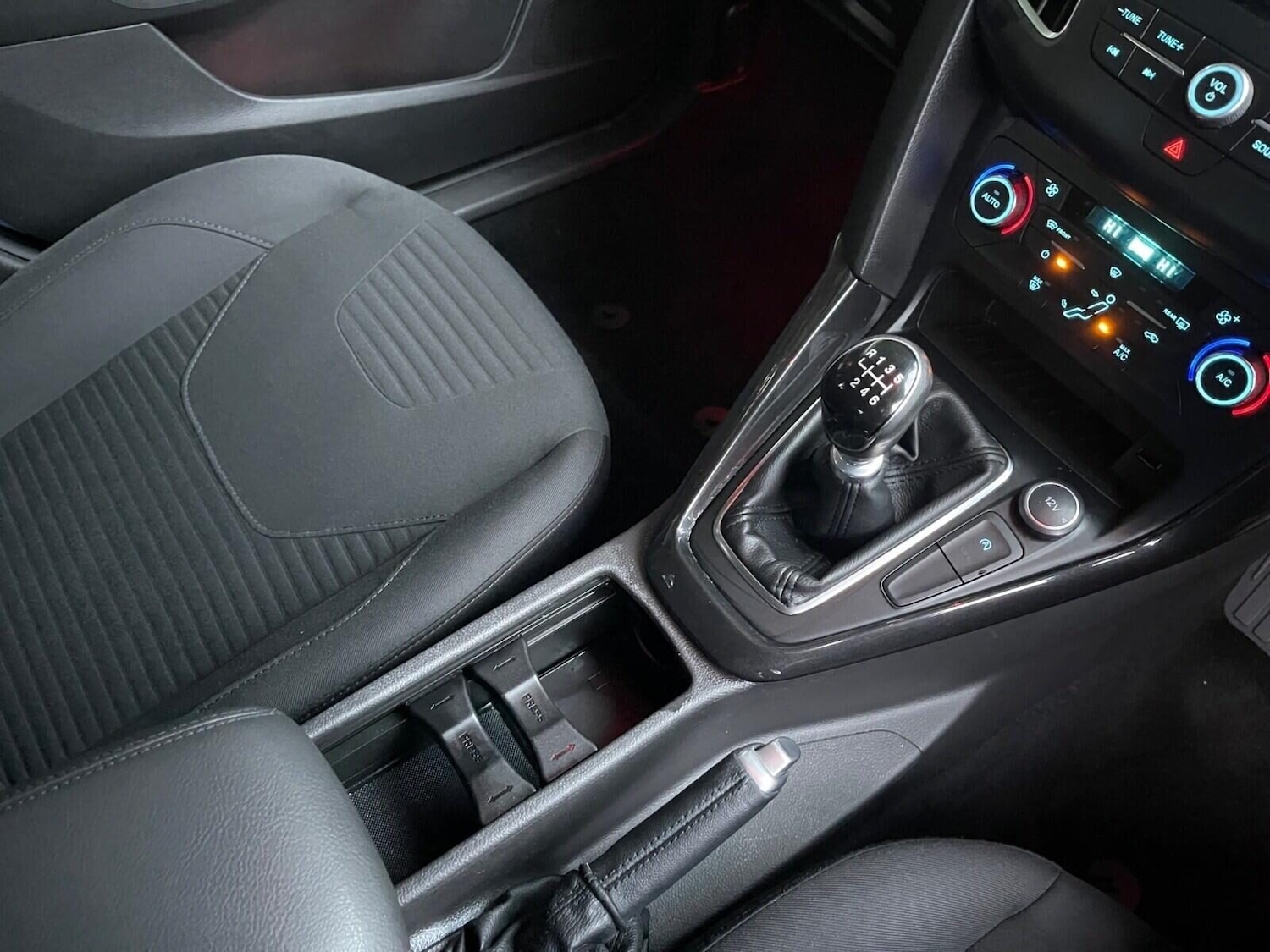 Used Ford Focus 2016 for sale - 76613560: Photo 18