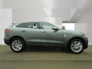 Used Jaguar F-Pace 2017 for sale - 78894305: Photo