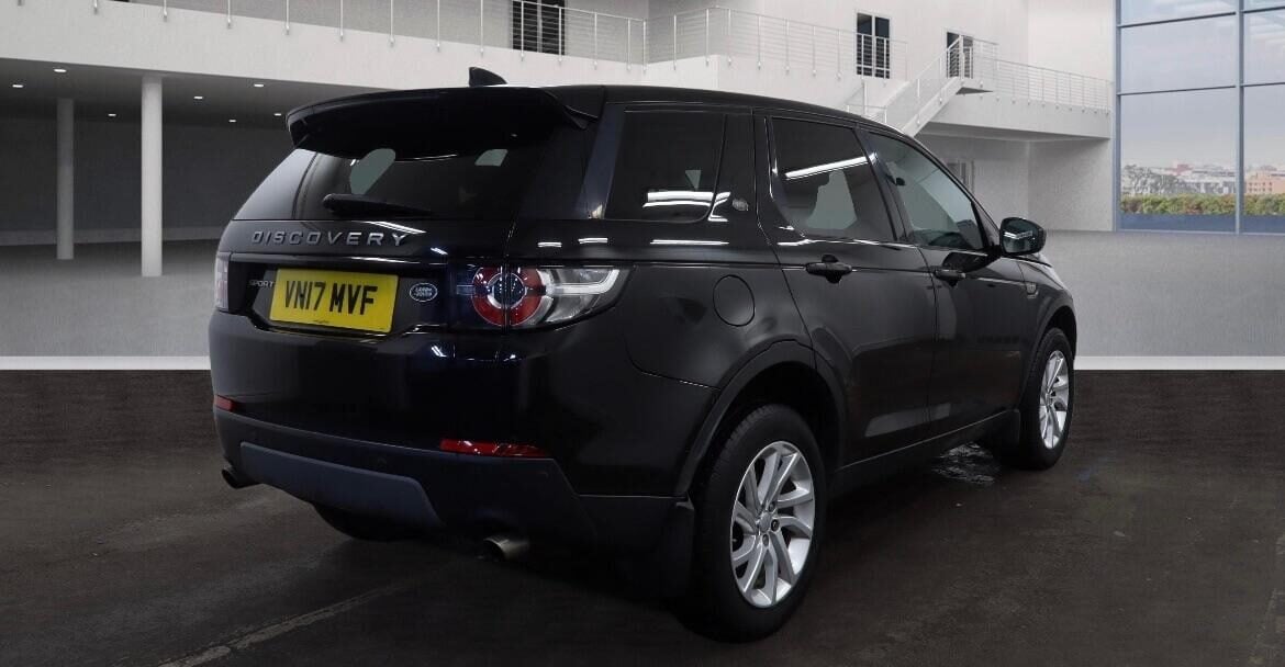 Used Land Rover Discovery Sport 2017 for sale - 77818185: Photo 4