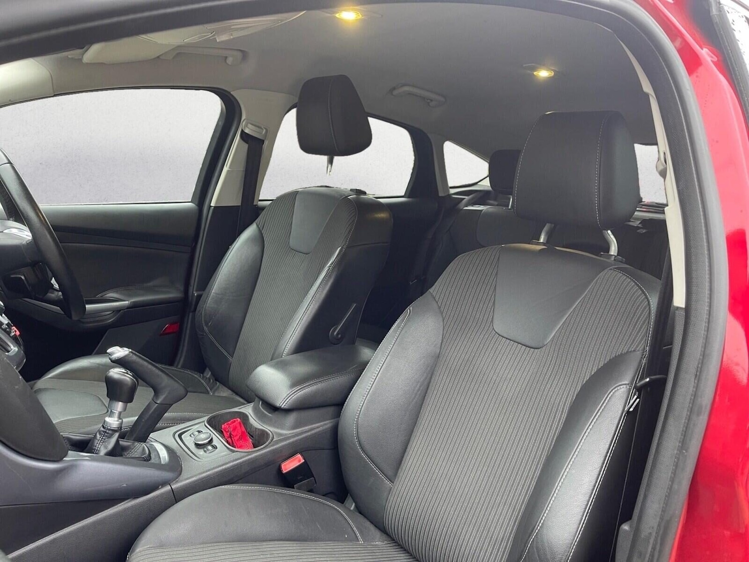 Used Ford Focus 2012 for sale - 77171367: Photo 11