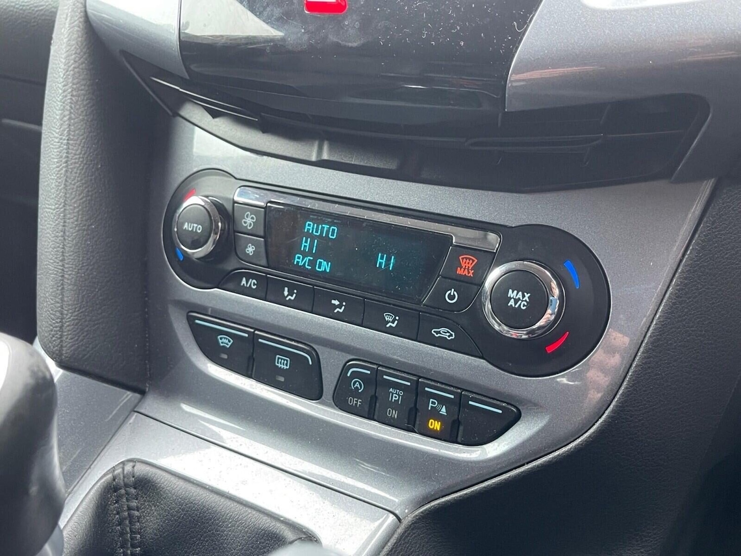 Used Ford Focus 2012 for sale - 77171367: Photo 17