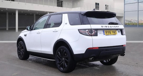 Used Land Rover Discovery Sport 2016 for sale - 76207607: Photo 4