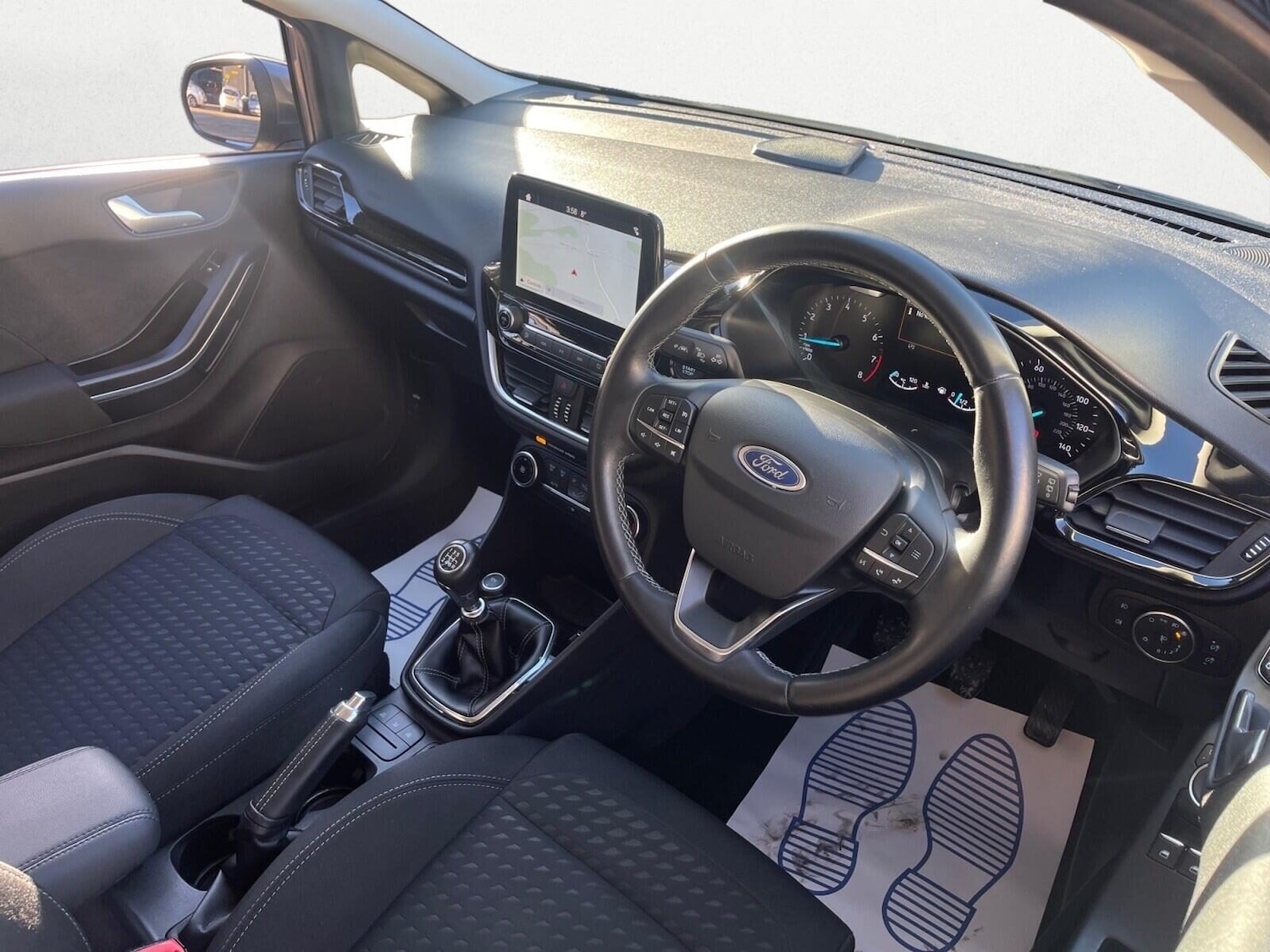 Used Ford Fiesta 2017 for sale - 76329824: Photo 11