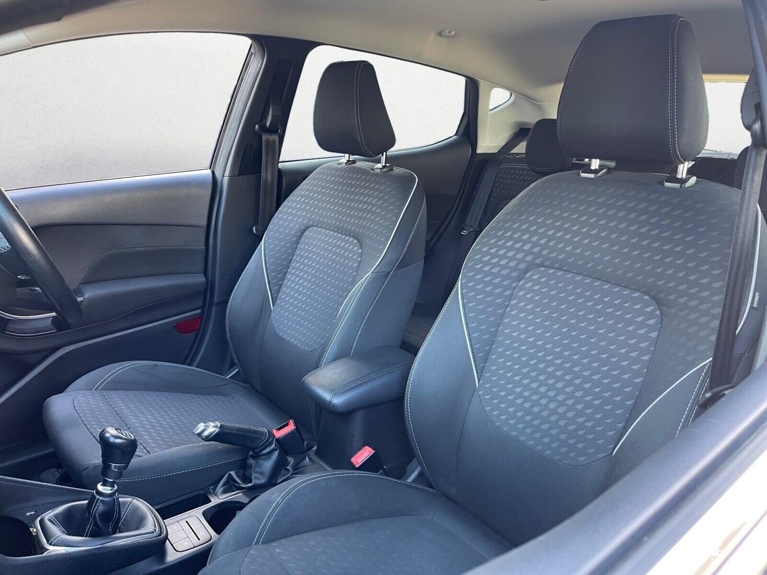 Used Ford Fiesta 2018 for sale - 75894576: Photo 15